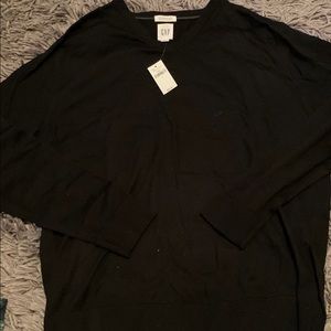 Gap black men’s sweater v-neck 100% merino